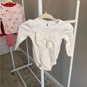 Baby Starters • Bow Onesie